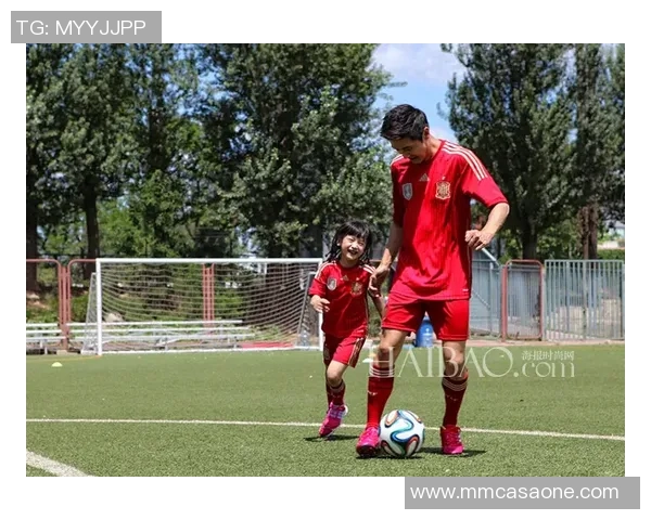 亚洲足球明星背后的女人她们的爱情故事与生活点滴揭秘